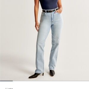 Abercrombie & Fitch Curve Love Ultra High 90s Straight Leg Jeans